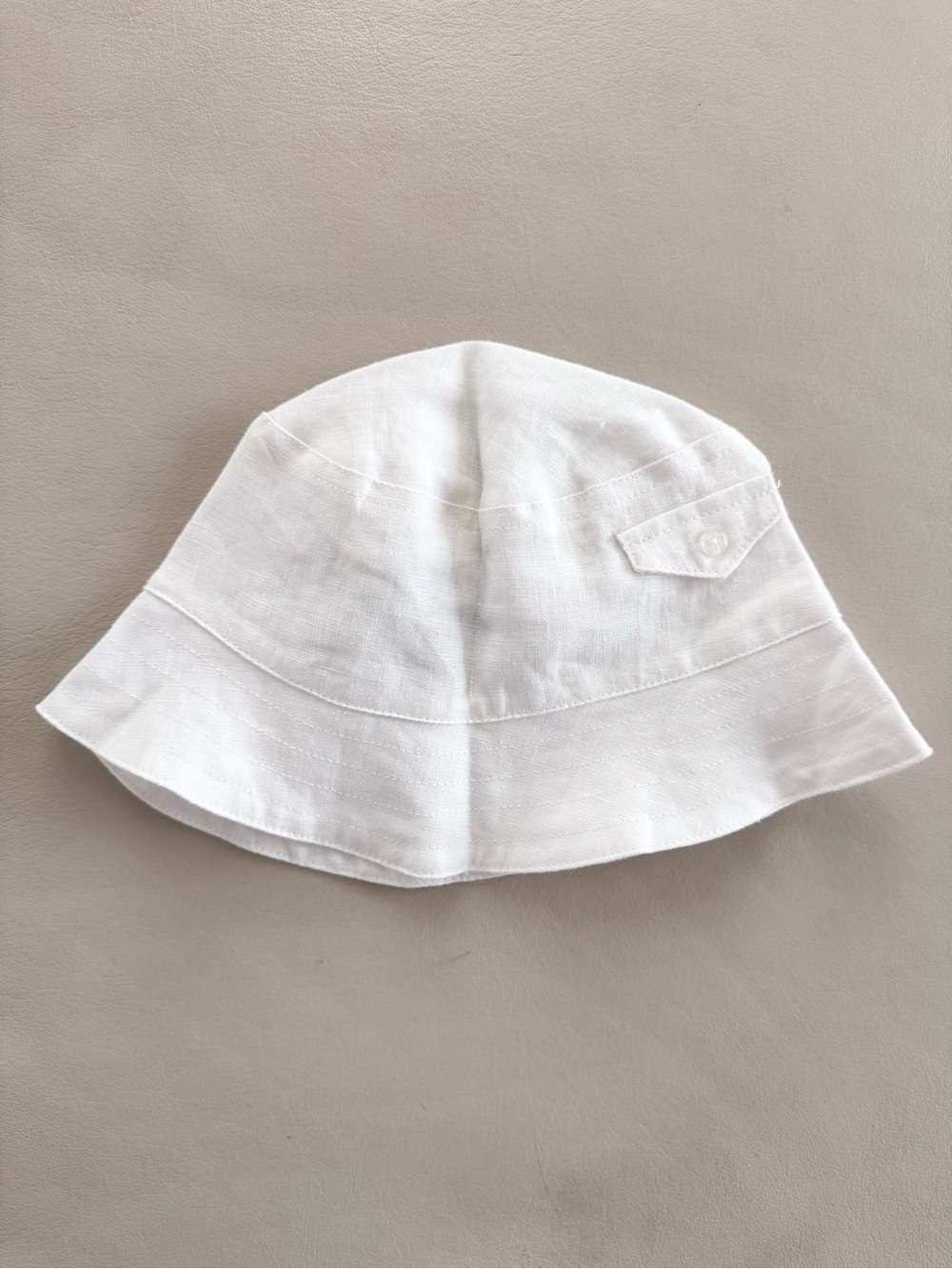 Tartine et Chocolat - White Linen Baby Bucket Hat, Size 50
